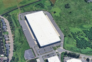 NE Riverside Pky, Gresham, OR - AERIAL map view