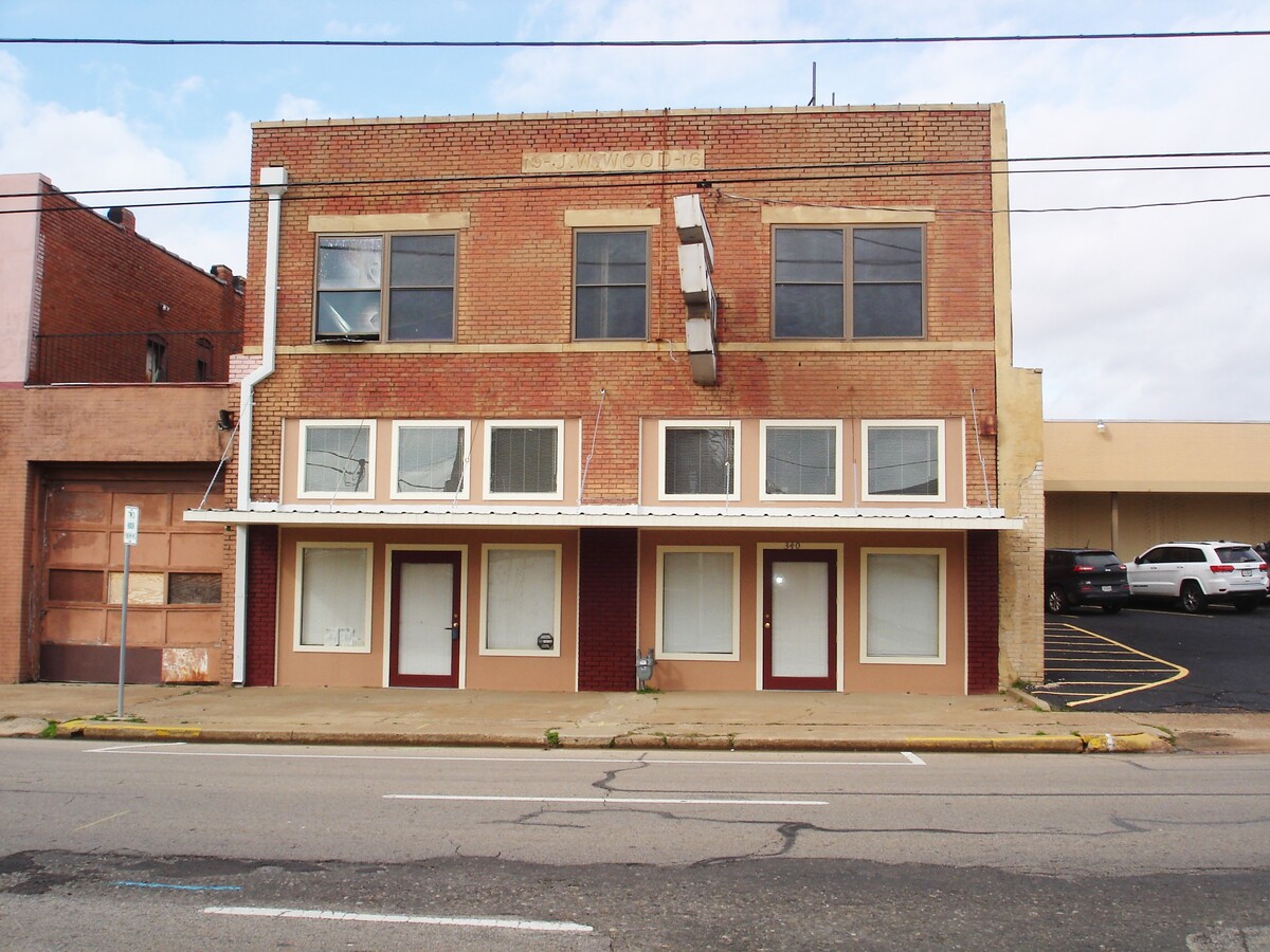 340 Bonham St, 75460 Paris for Lease | LoopNet