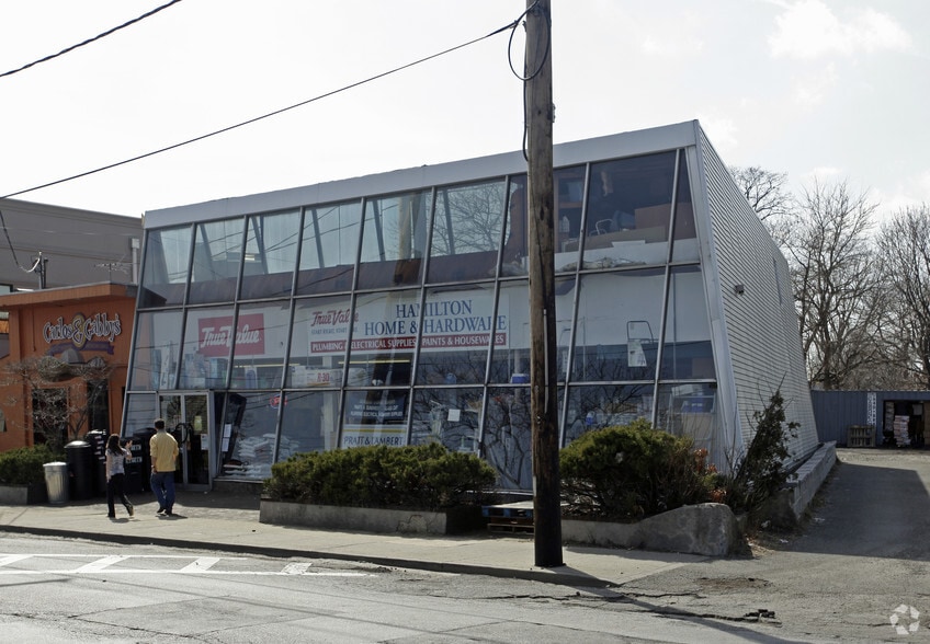 147 Washington Ave, Lawrence, NY for sale - Building Photo - Image 3 of 7