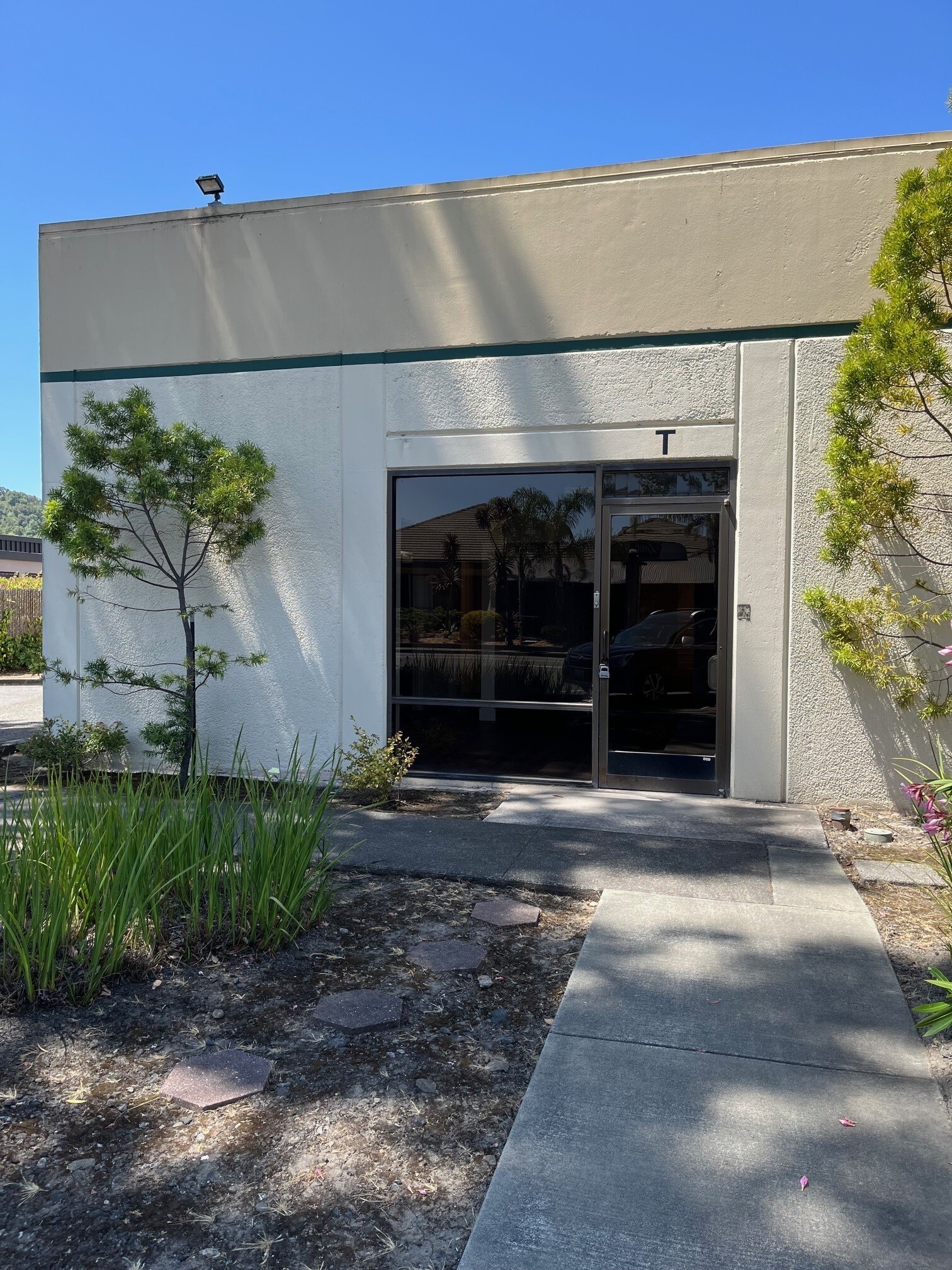 3095 Kerner Blvd, San Rafael, CA for lease Building Photo- Image 1 of 12