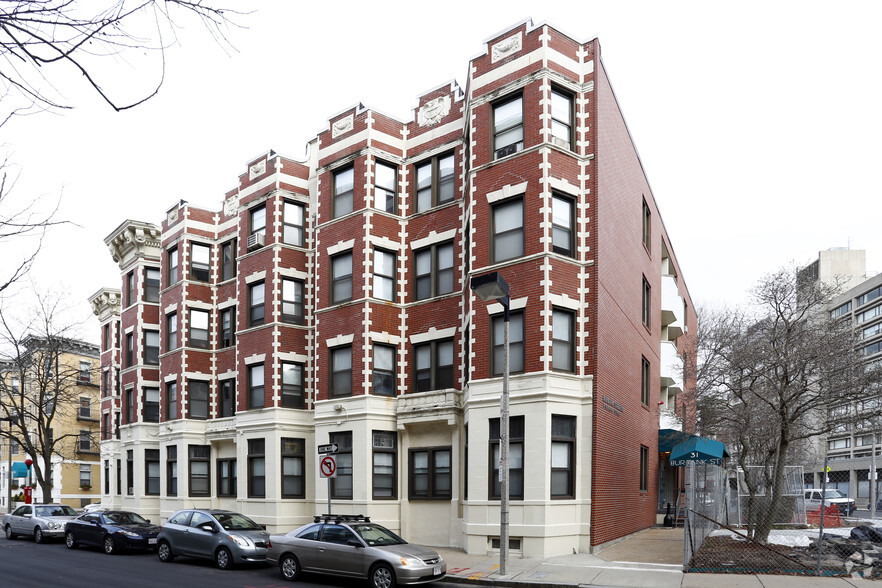 31 Burbank St, Boston, MA for sale - Primary Photo - Image 1 of 1