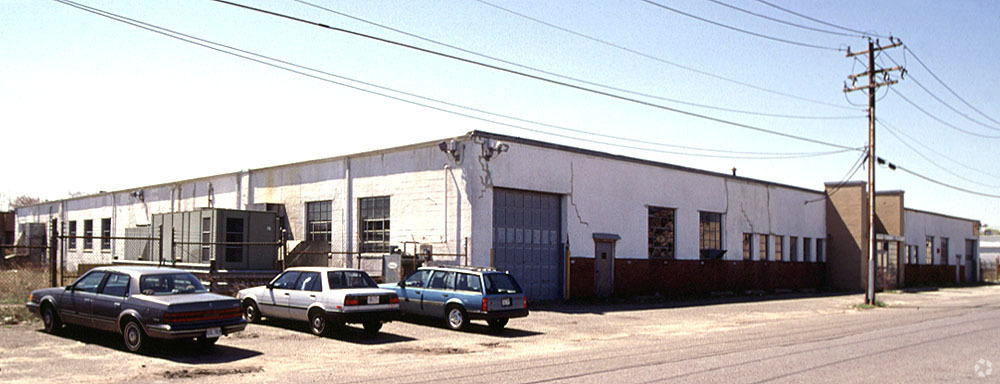 83 Ludy St, Hicksville, NY for sale Primary Photo- Image 1 of 1