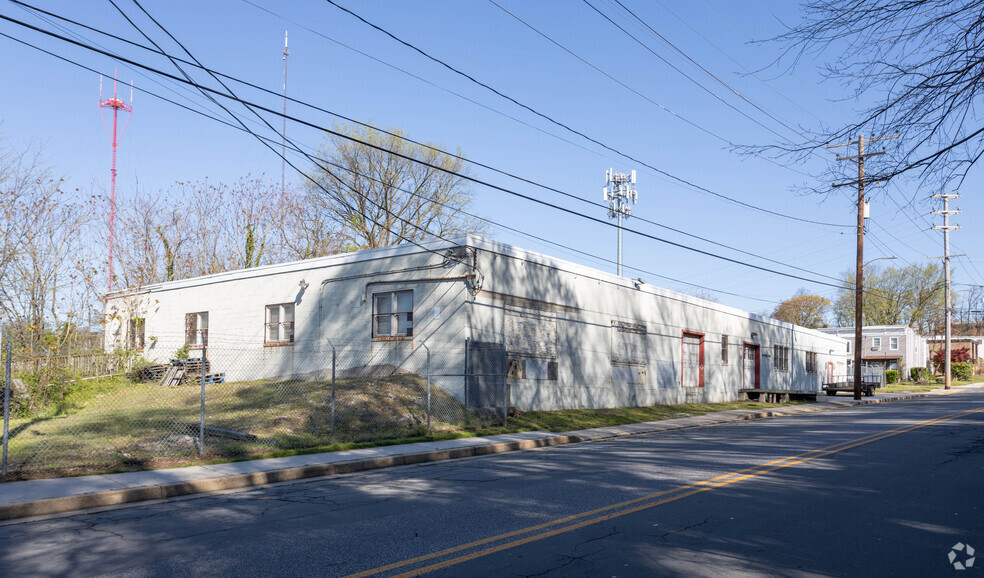 3800 Buena Vista Ave, Baltimore, MD for lease - Building Photo - Image 1 of 4