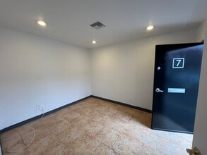 7411 Laurel Canyon Blvd, North Hollywood, CA for lease Interior Photo- Image 2 of 4