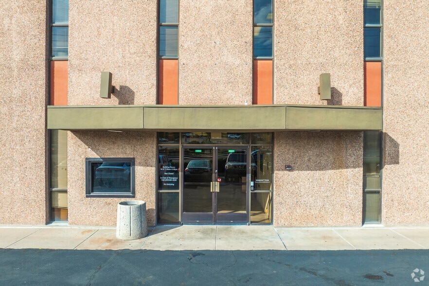 2901 Juan Tabo Blvd NE, Albuquerque, NM for lease - Building Photo - Image 3 of 15