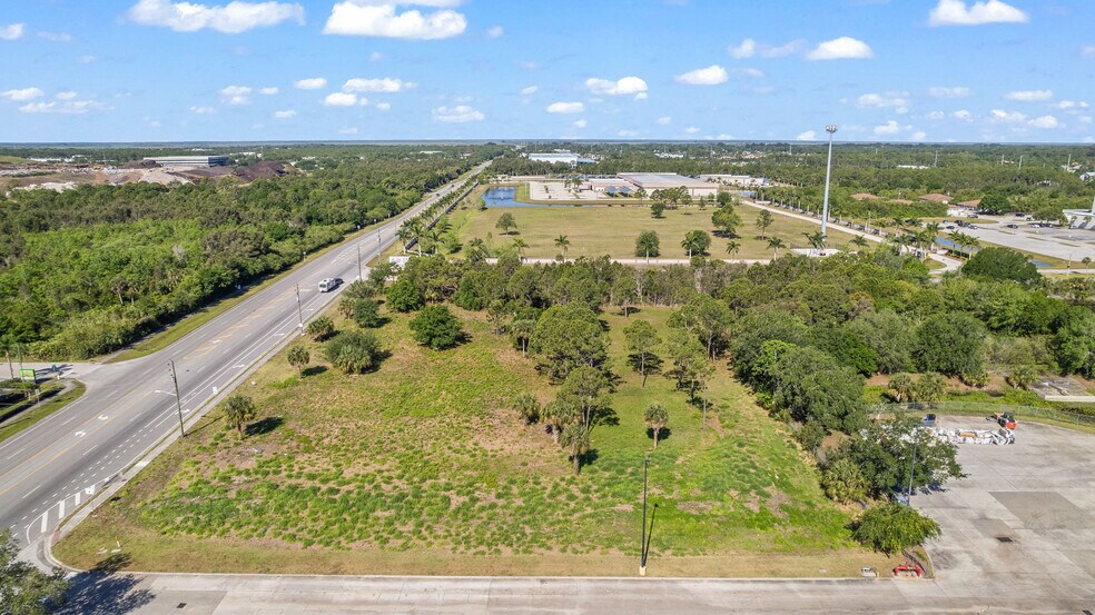 3400 Sarno Rd Melbourne FL 32935 - 3400 Sarno Rd Melbourne FL Building Photo 3 Large