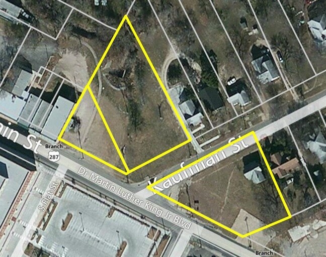 401 Martin L King Jr Fwy, Waxahachie, TX for sale Building Photo- Image 1 of 1