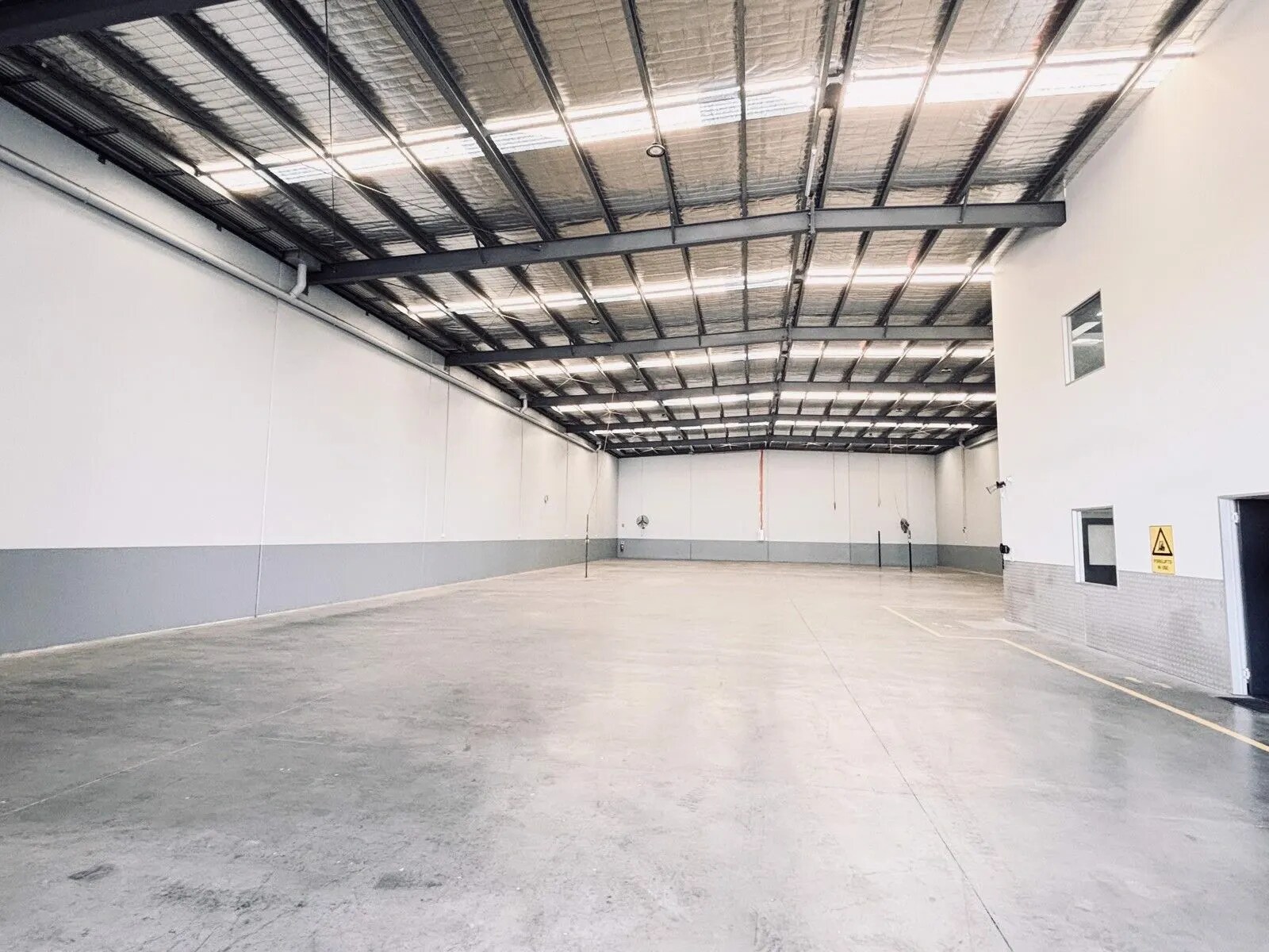 47 Randor St, Campbellfield for lease Interior Photo- Image 1 of 3