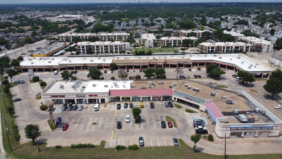 9203 Skillman St, Dallas, TX for lease - Building Photo - Image 3 of 7