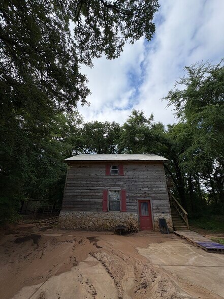 16455 FM 16 rd, Lindale, TX for sale - Building Photo - Image 2 of 10