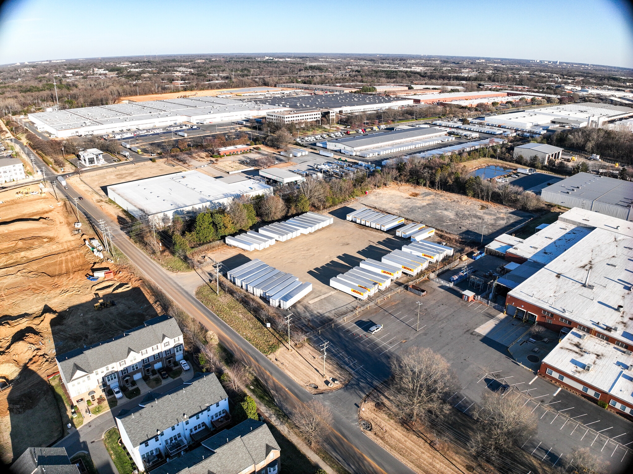 9305 Pioneer Ave, Charlotte, NC for lease Primary Photo- Image 1 of 4