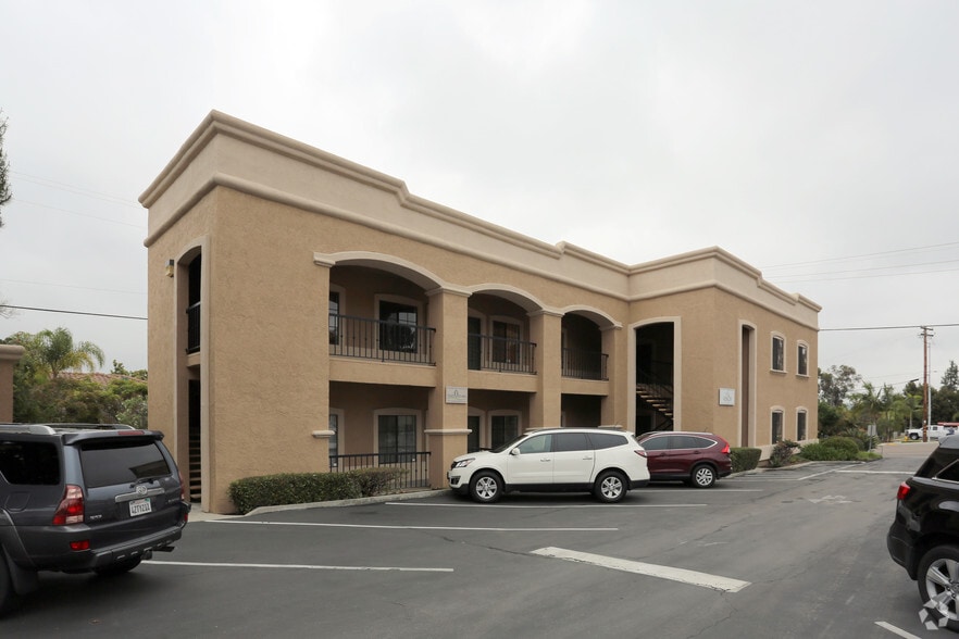 2210 Encinitas Blvd, Encinitas, CA for sale - Primary Photo - Image 1 of 2