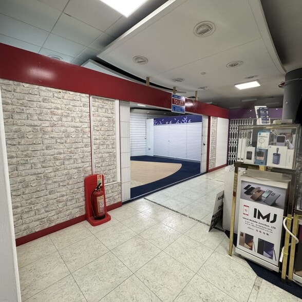 Park Street, Walsall for lease - Interior Photo - Image 2 of 8