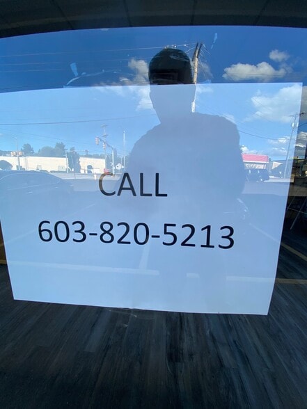 297-307 S Willow St, Manchester, NH for lease - Building Photo - Image 2 of 10