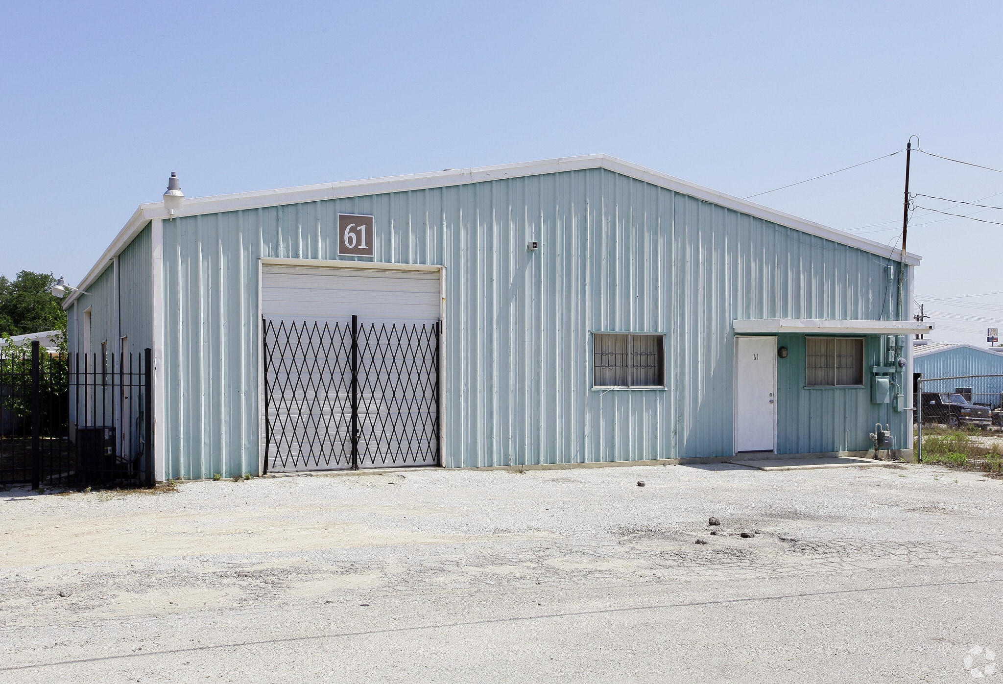 61 Kinder, San Antonio, TX for lease Primary Photo- Image 1 of 18