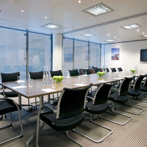 80-85 Tottenham Court Rd, London for lease - Interior Photo - Image 3 of 11