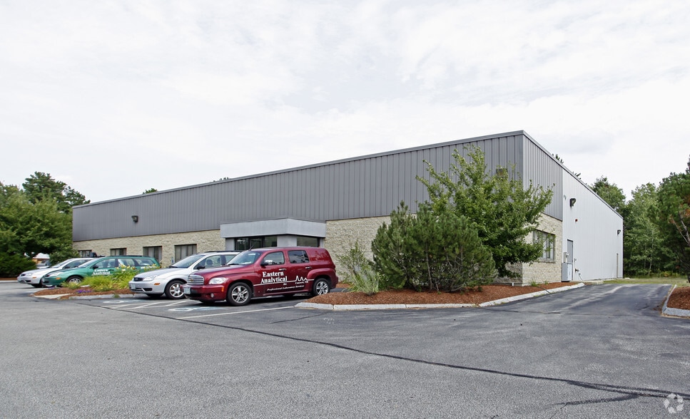 25 Chenell Dr, Concord, NH for sale - Primary Photo - Image 1 of 1