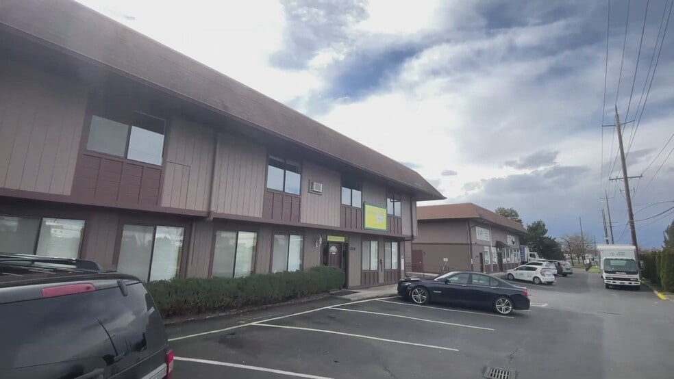 3904-3922 W 1st Ave, Eugene, OR for lease - Commercial Listing Video - Image 2 of 10