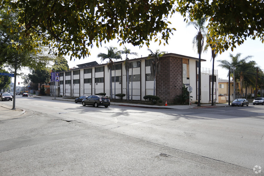 7070 Franklin Ave, Los Angeles, CA for sale - Building Photo - Image 1 of 1