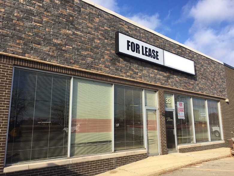 93 Caterpillar Dr, Joliet, IL 60436