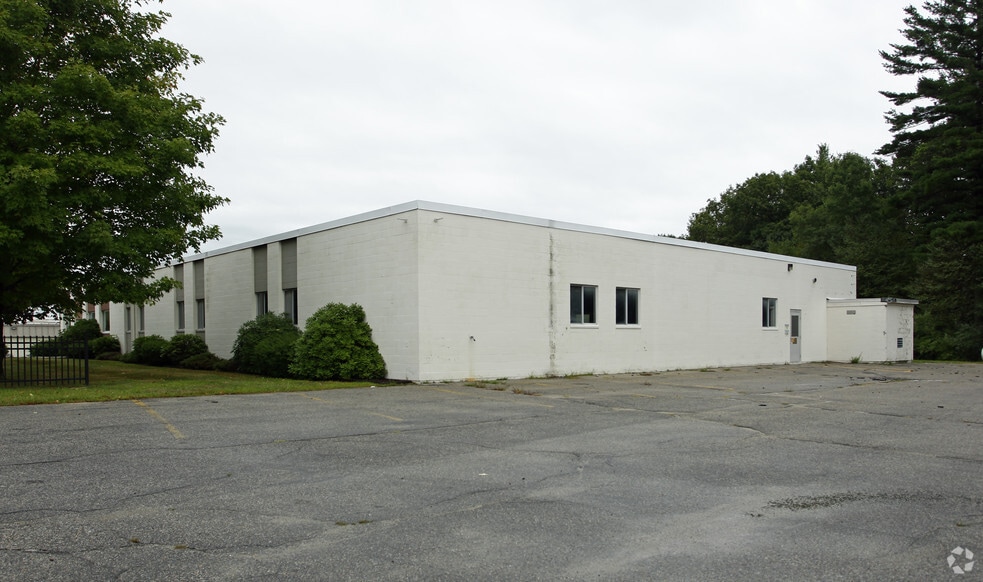 74 Powers St, Milford, NH for sale - Building Photo - Image 2 of 7