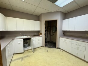 19401 E 40 Hwy, Independence, MO for lease Interior Photo- Image 2 of 5