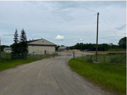 5205 49 St, Yellowhead County, AB for sale - Building Photo - Image 3 of 10