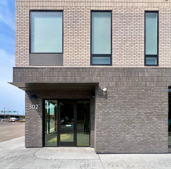 304 N 2nd St, Mankato, MN for lease - Building Photo - Image 1 of 9