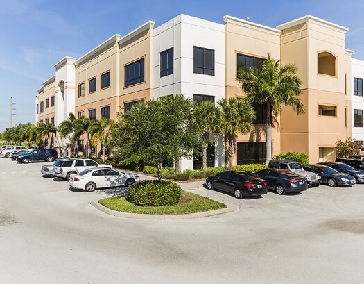 125 SW 3rd Pl, Cape Coral, FL for sale Building Photo- Image 1 of 1