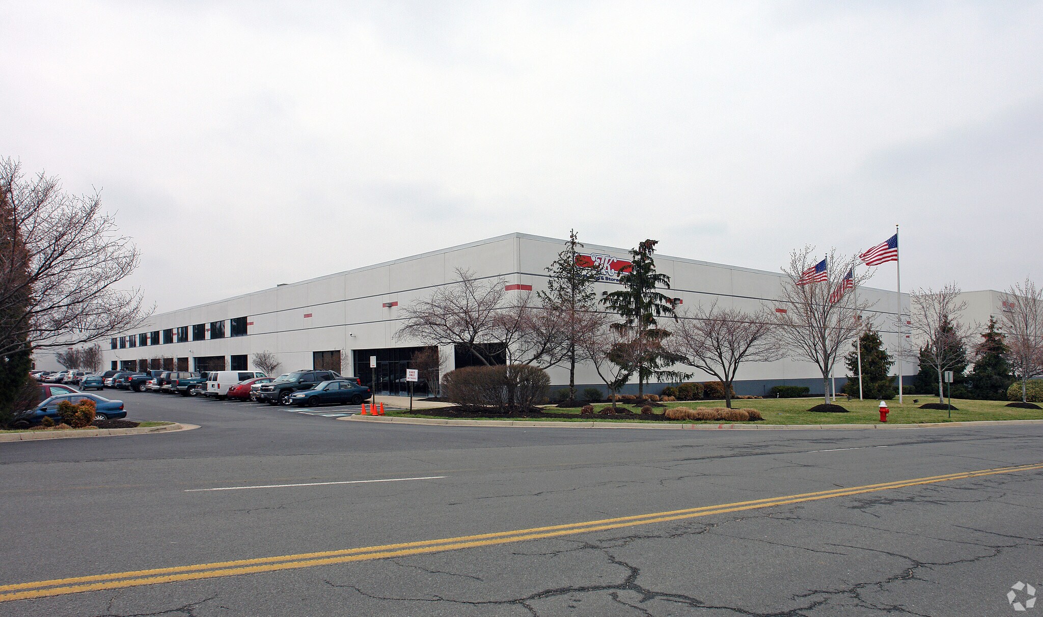 44112 Mercure Cir, Dulles, VA for sale Primary Photo- Image 1 of 1