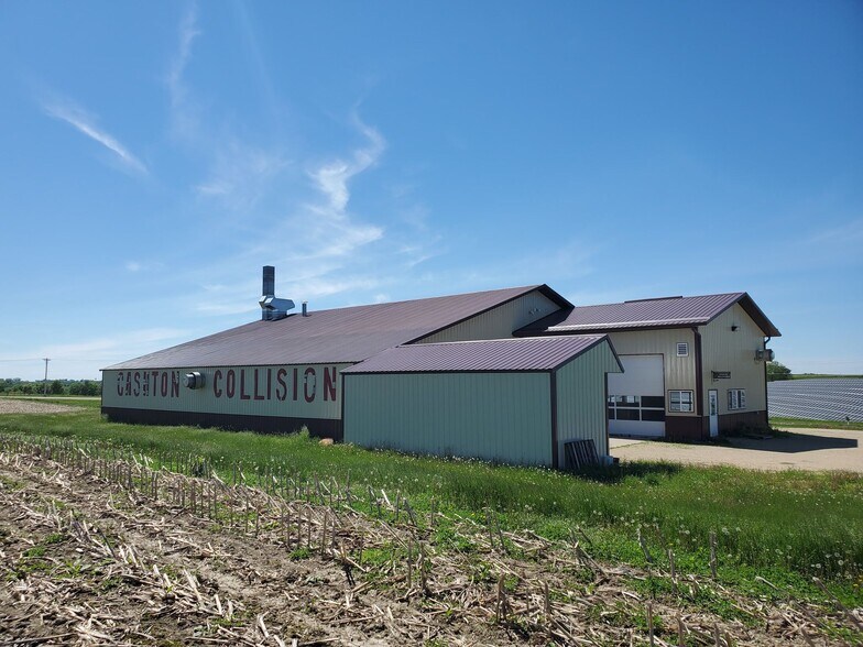 100 Eagle Dr, Cashton, WI 54619