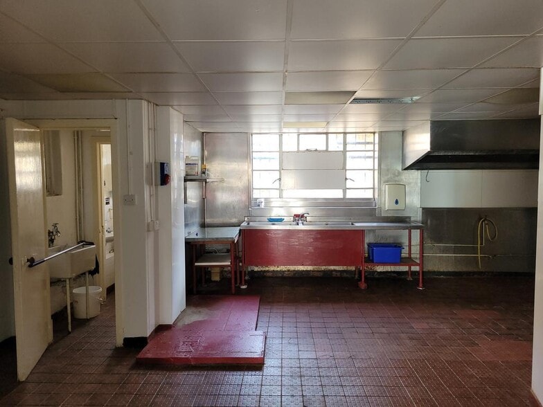 36 Commercial St, Markinch for sale - Building Photo - Image 3 of 6