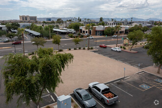 N 44th St, Phoenix, AZ - aerial  map view