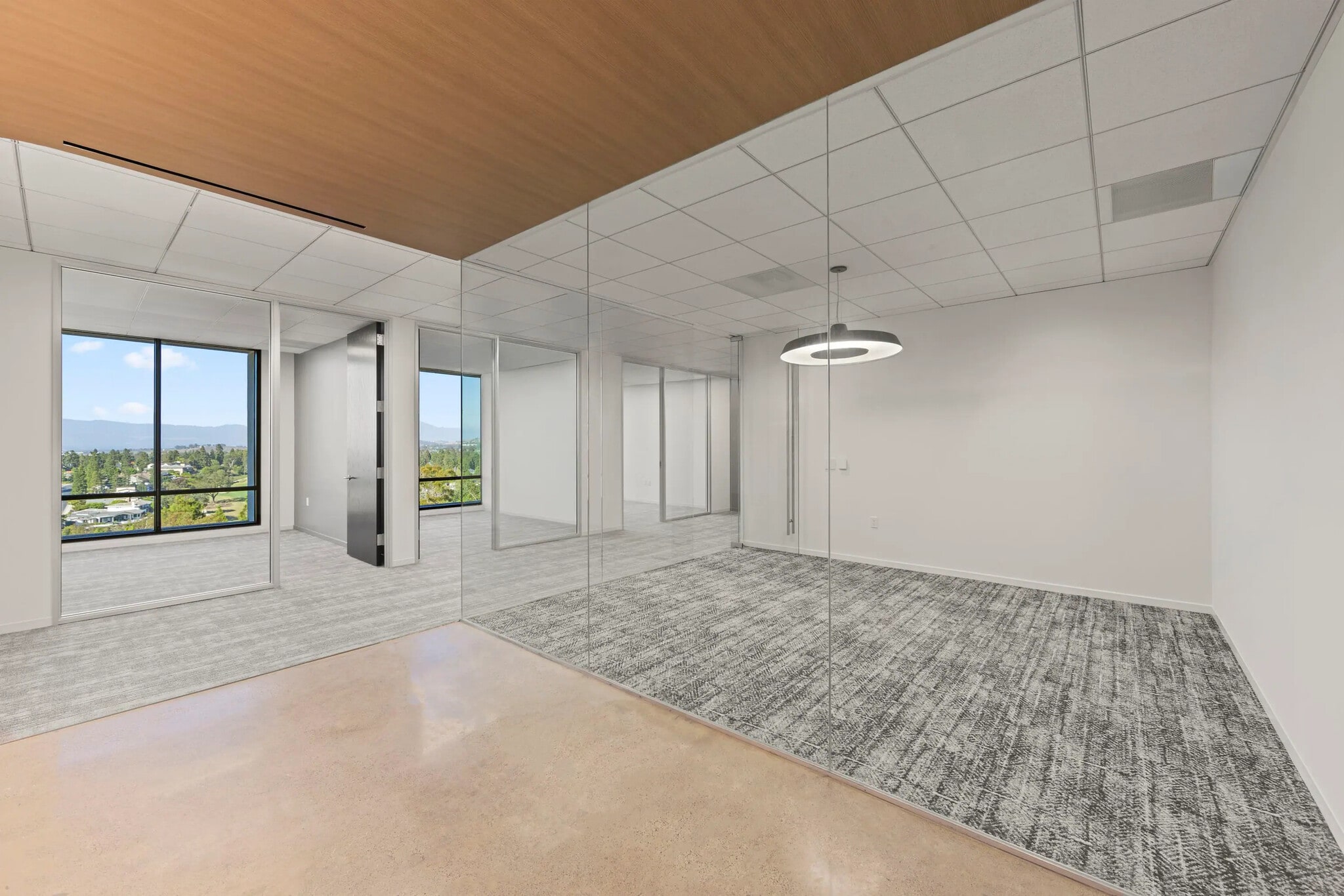 620 Newport Center Dr, Newport Beach, CA for lease Interior Photo- Image 1 of 8