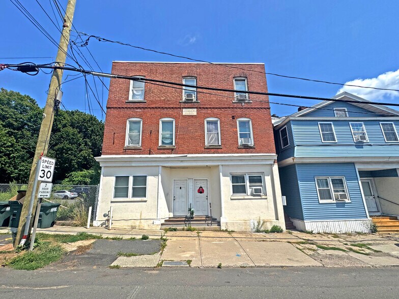 220 Main St, Terryville, CT for sale - Building Photo - Image 1 of 1