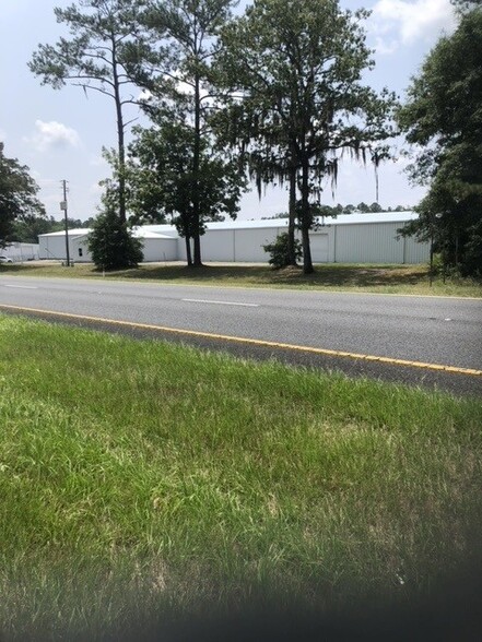 25008 Blue Star Hwy, Quincy, FL for lease - Building Photo - Image 2 of 9