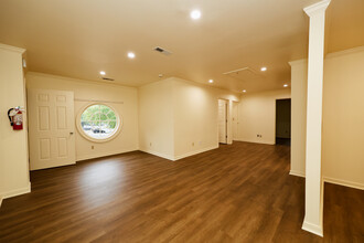 505 Faulconer Dr, Charlottesville, VA for lease Interior Photo- Image 2 of 5