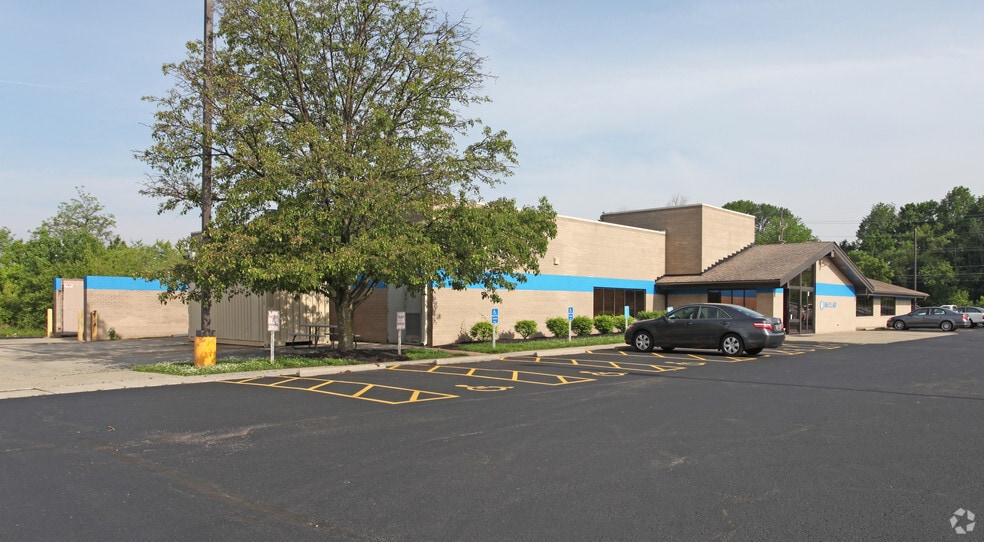 665 Ohio Pike, Cincinnati, OH for sale - Building Photo - Image 2 of 13