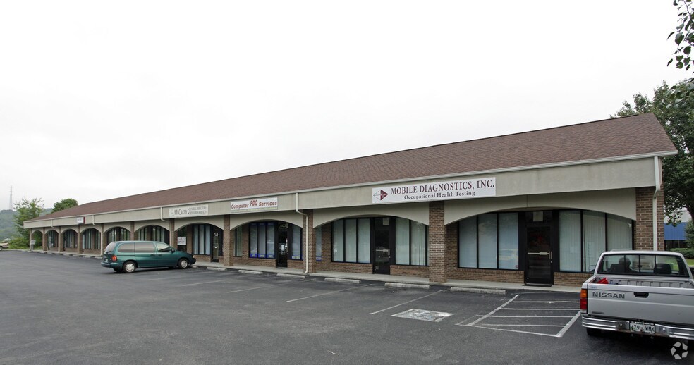 601 Dolly Parton Pky, Sevierville, TN 37862