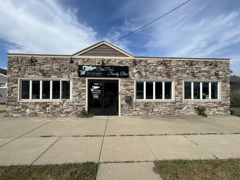 8208 Kennedy Ave, Highland, IN for sale - Building Photo - Image 1 of 9