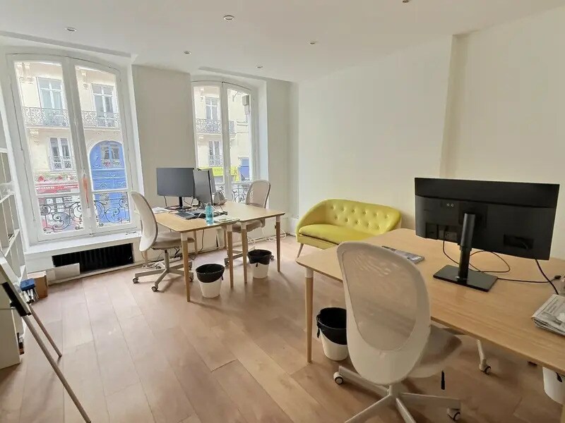 88 Rue La Fayette, Paris for lease Interior Photo- Image 1 of 12