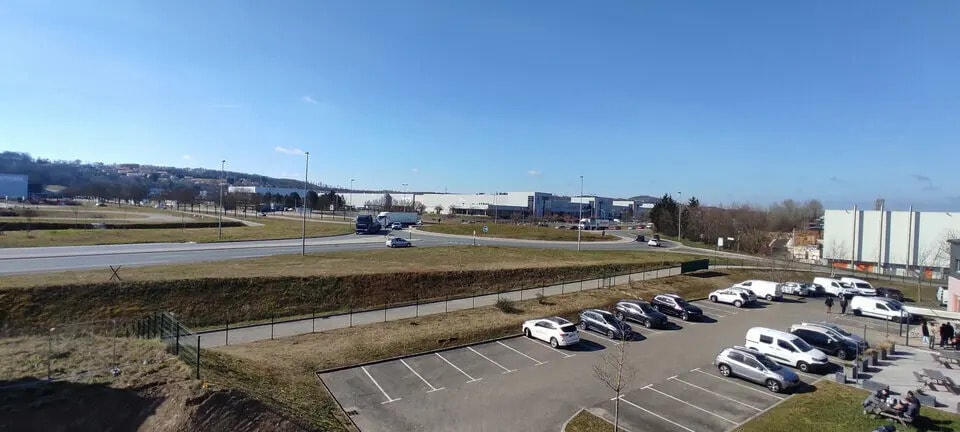 Office in Vaulx-Milieu for sale - Aerial - Image 3 of 10