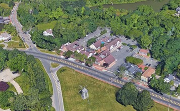 670 Montauk Hwy, Water Mill, NY - AERIAL  map view