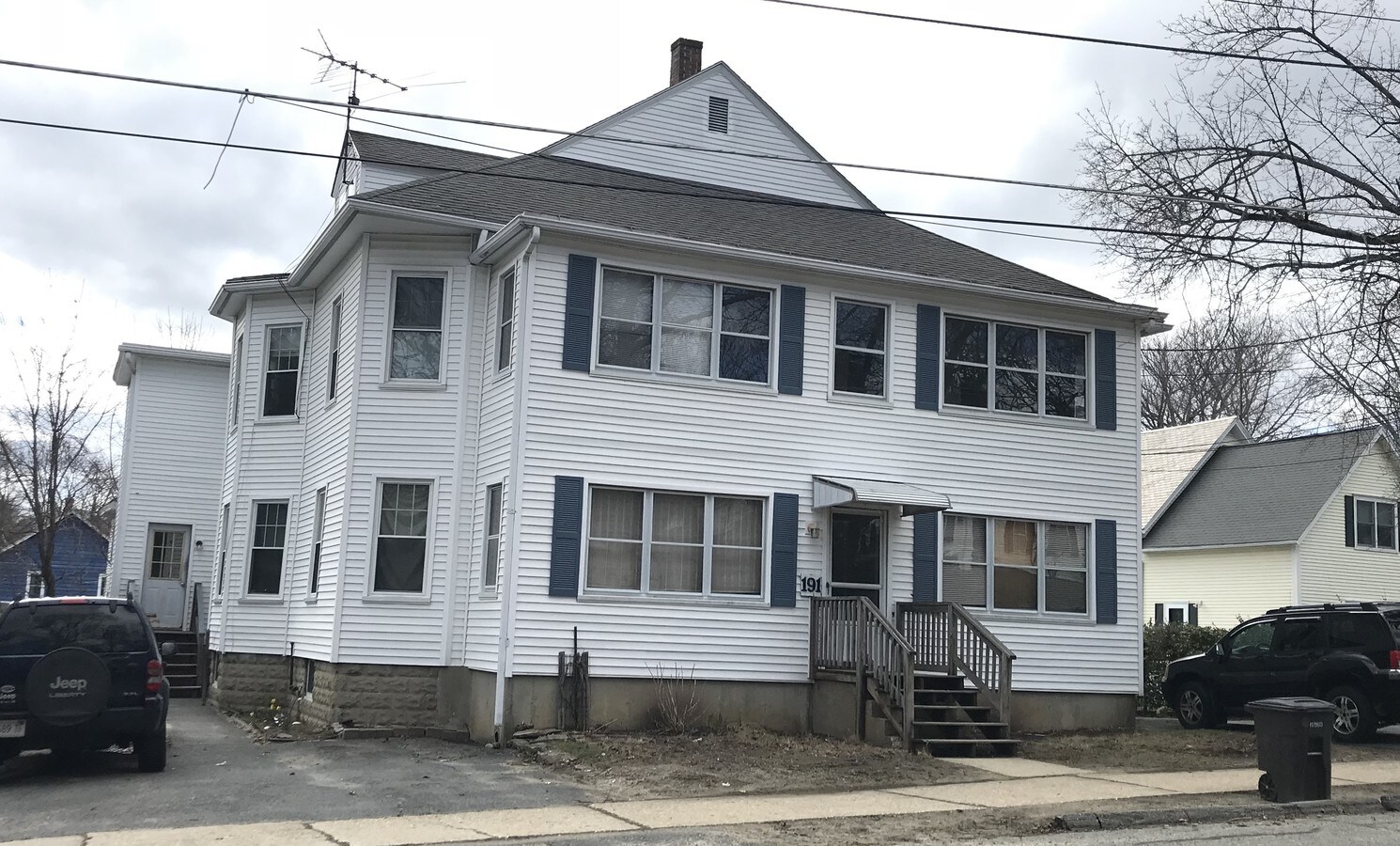 191 Elm St, Gardner, MA 01440