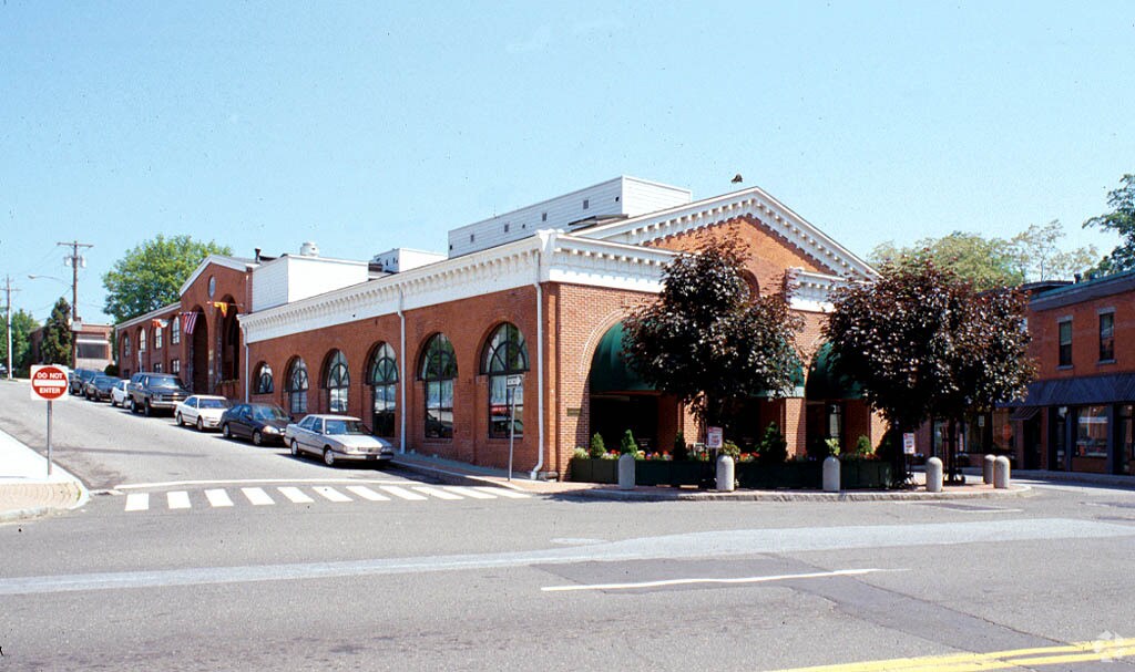 10 wall st norwalk ct 06850 storefront retail office property