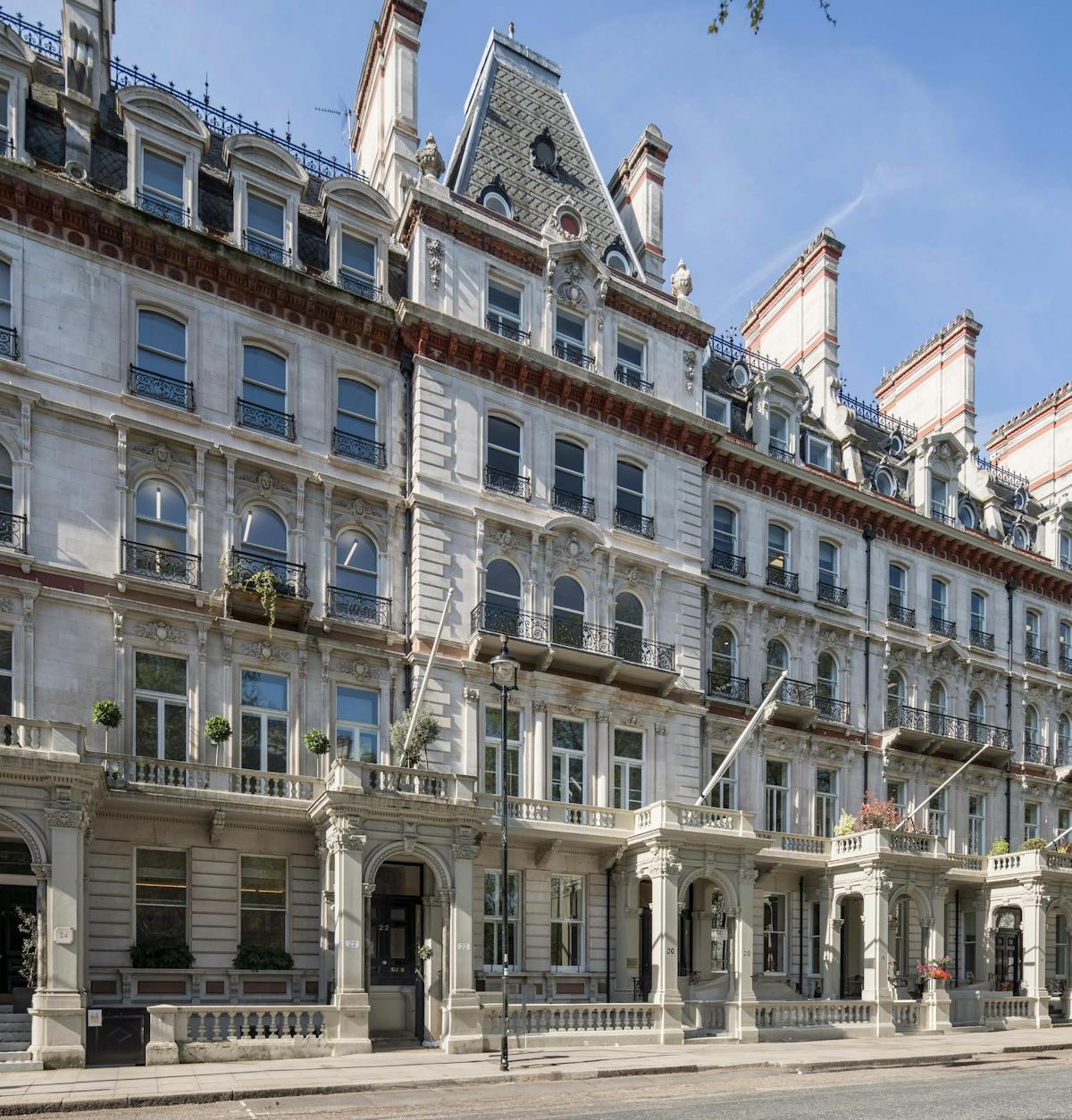 20 Grosvenor Gdns, London for lease Building Photo- Image 1 of 4