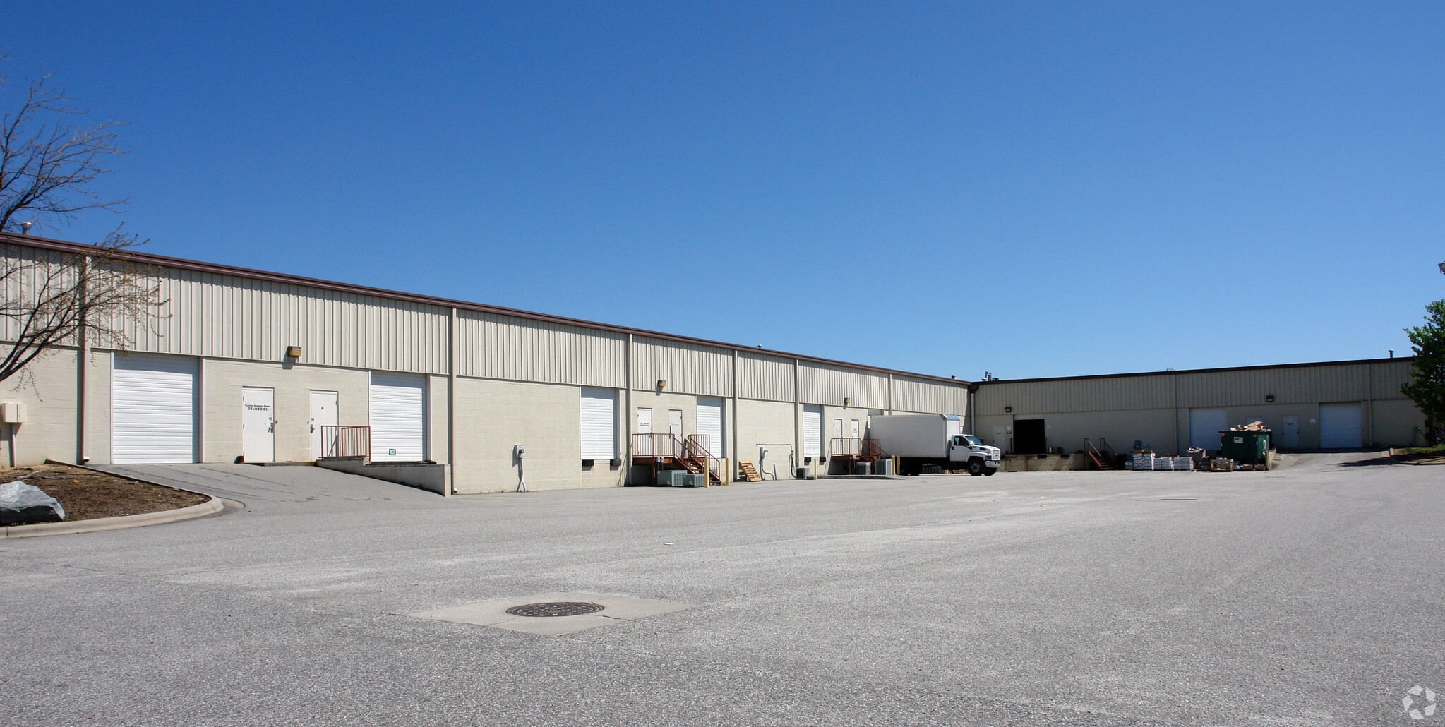 215 Industrial Ave, Greensboro, Nc 27406 - Industrial For Lease 