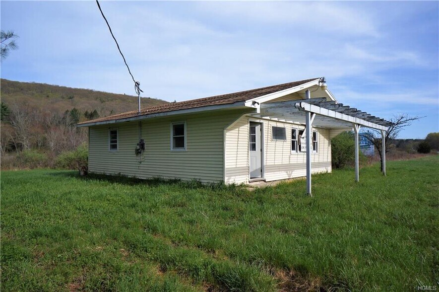 4031 Rt 209, Wurtsboro, NY for sale - Building Photo - Image 1 of 1