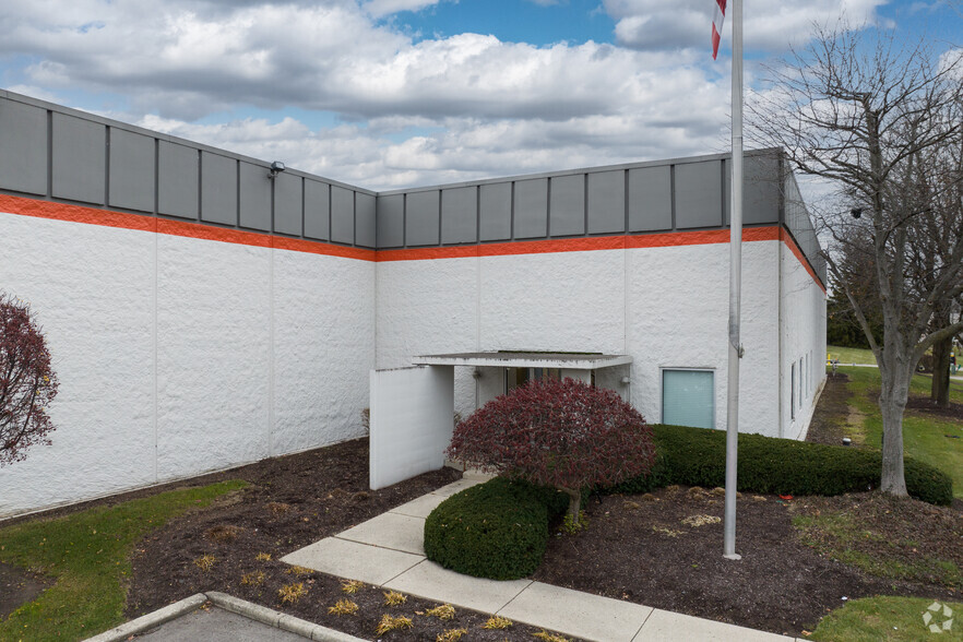 2240-2280 Arbor Blvd, Moraine, OH for lease - Building Photo - Image 3 of 6