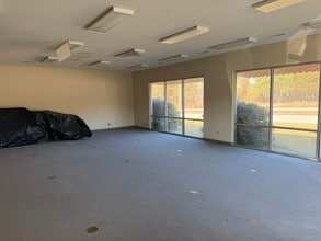 1220 East Blvd, Chesterfield, SC for lease Interior Photo- Image 1 of 16